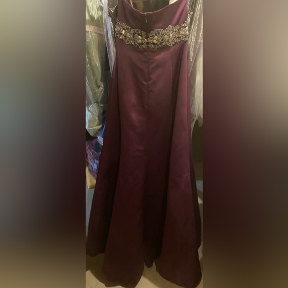 Love Eggplant Satin formal gown with beaded waist - Picture 7 of 12